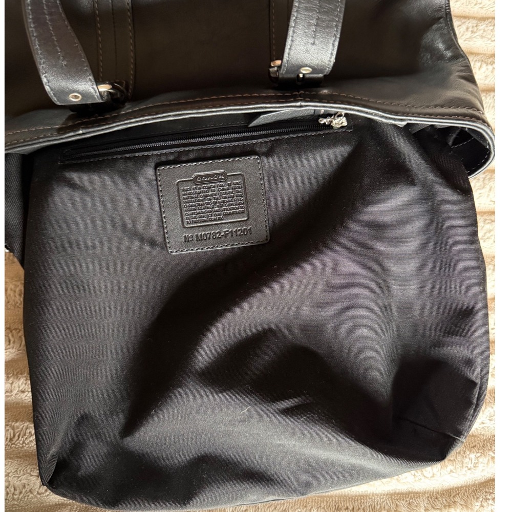 Coach Hampton Vintage Black Leather Tote Bag Buckle Shoulder Bag F11201 - Picture 6 of 14